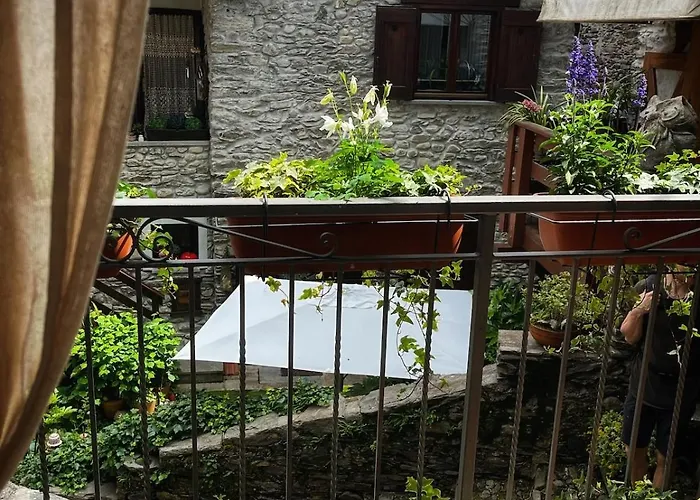 Casa Nel Borgo Lägenhet Domaso